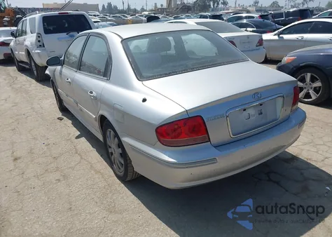 2003 Hyundai Sonata Gls/Lx from USA, damaged, VIN KMHWF35H43A884799